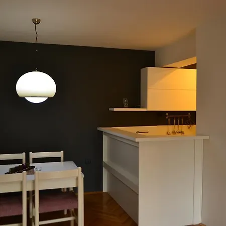 Modern And Central Apartment